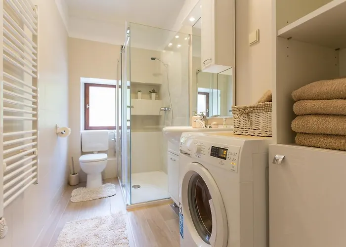 Gradac With Garden Next To And Old Town Ντουμπρόβνικ